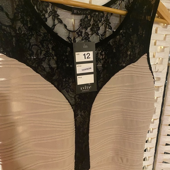 NWT Tan and Black Lace Back Dress Size 10(US) - Picture 4 of 6